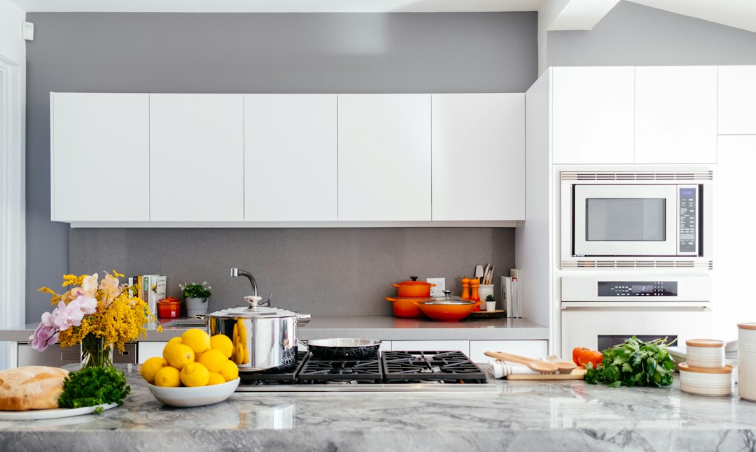 Matériaux naturels : cuisine moderne durable